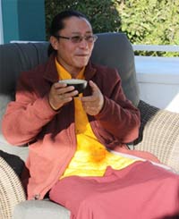 Besuch von Tulku Sangngag Tenzin Rinpoche in Kiel